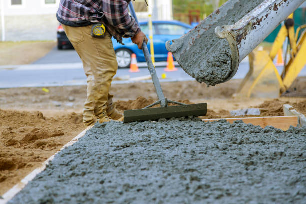  Barneveld, WI Concrete contractor Pros